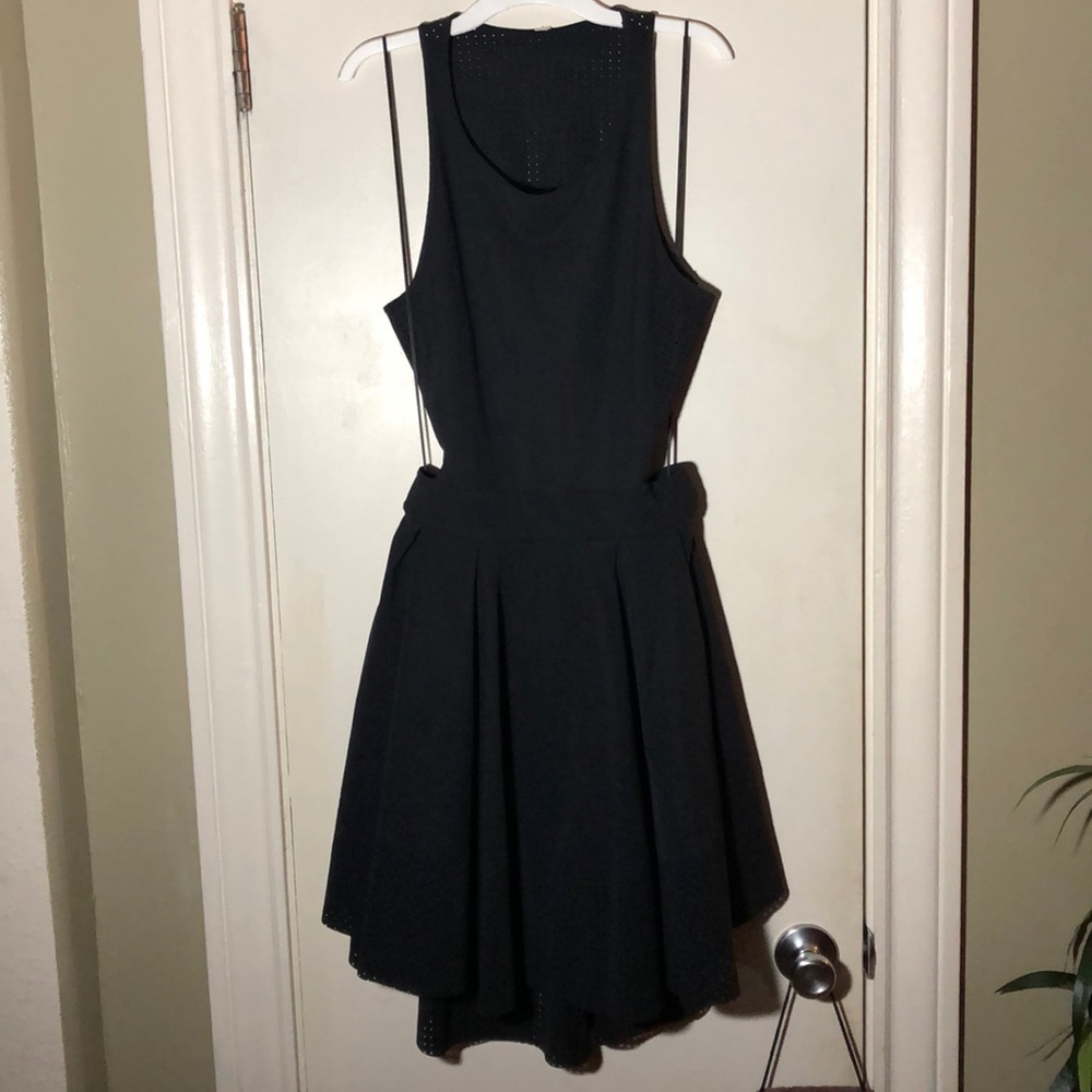 Lululemon Away Pocket Dress Black: 10
